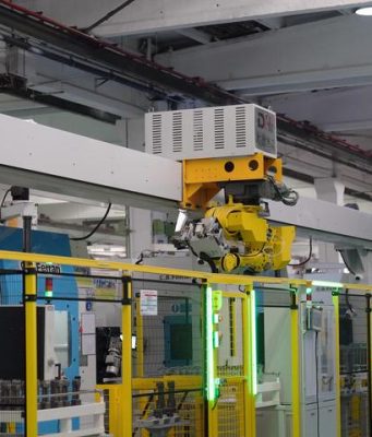 Cina: presenta piano per trasformazione digitale industria macchinari