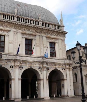 Brescia, il Comune attacca Lucà: “Basta falsità”