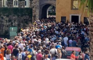 Overtourism, il Prefetto scrive ai Sindaci: “Siate pronti”