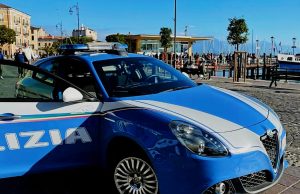 Aggredisce clienti di un bar. Arrestato e chiesta la revoca dell’asilo