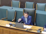 Buona la seconda per la mozione Ramelli. Assente la minoranza