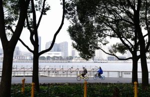 Cina: spazi verdi fioriscono a Shanghai con i suoi oltre 1.000 parchi