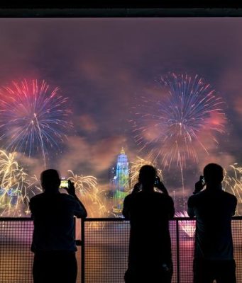 Cina: cerimonia di apertura della stagione culturale e artistica del fiume Yangtze a Wuhan