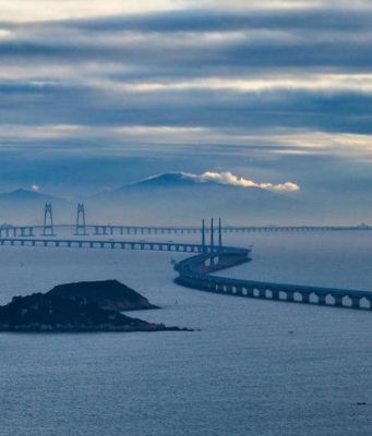 Cina: Ponte Hong Kong-Zhuhai-Macao, gestiti 90 mln viaggi passeggeri da apertura