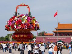Cina: Pechino, “cesto di fiori” in Piazza Tian’anmen per Giornata nazionale