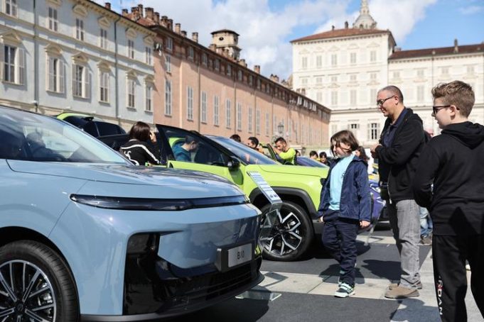 Auto: presidente Salone dell'auto di Torino, marchi cinesi pronti ad accelerare la transizione EV in Europa