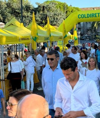 Coldiretti conquista il lungolago: la Notte Gialla è un successo