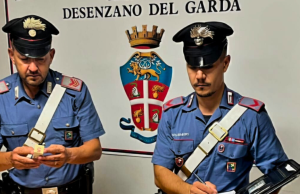 Desenzano, arrestato 50enne con cocaina, eroina e un’arma clandestina