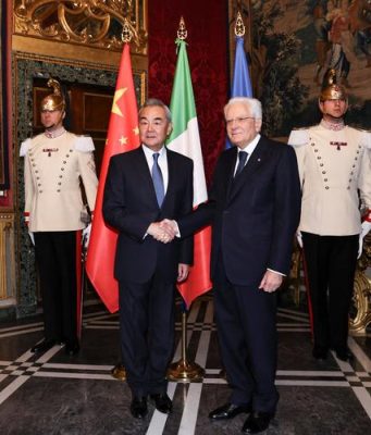 Italia: Mattarella incontra ministro cinese Esteri Wang Yi a Roma