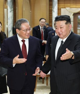 Premier cinese Li Qiang incontra Kim Jong Un a Pyongyang