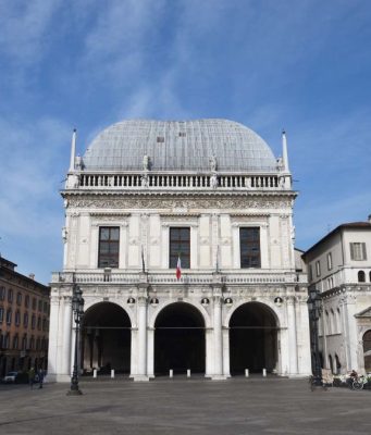 Bando affitti 2025: contributi per i pensionati in difficoltà a Brescia