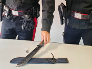 Due giovani clarensi fermati a Chiari con machete e hashish