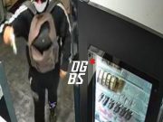 “Ti faccio un buco in faccia”. Rapina, di nuovo, alla Gelateria Spaziale