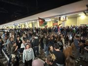 Migliaia in corteo, invadono e occupano la Stazione