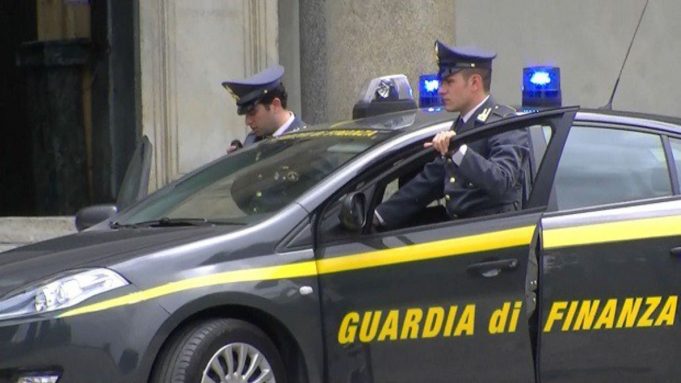 Investimenti truffa nei guai un finto broker