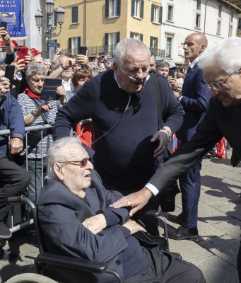 Addio a Franco Castrezzati. Sua la voce in piazza Loggia al momento della bomba