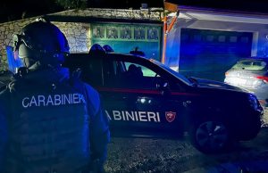 Pluripregiudicato spara al vitello del vicino. Ora si trova in carcere