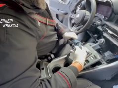 Fermato per un controllo, aveva una 357 Magnum con matricola abrasa