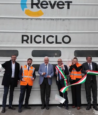 Revet (Gruppo Plures) avvia la seconda linea di produzione dell’impianto di riciclo plastiche post-consumo a Pontedera