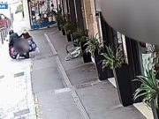 Tre donne scippate a Brescia: arrestato un uomo di 57 anni