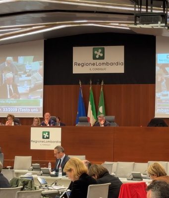 Sanità, bocciata la legge popolare sostenuta dal PD: “Grave errore”