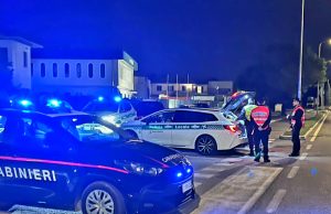 Rezzato, controlli nella notte: 6 patenti ritirate per alcol e droga