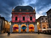 25 novembre, al Borsoni lo spettacolo “Raccontami una donna”