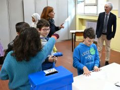 Consiglio comunale dei ragazzi: nelle scuole di Brescia si vota