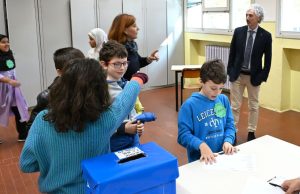 Consiglio comunale dei ragazzi: nelle scuole di Brescia si vota