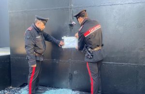 Spari nella notte contro il Just Me di Lonato, indagini in corso