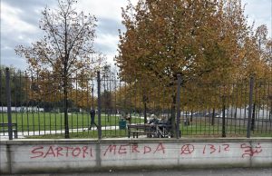 L’insulto al Questore sul muro del Parco. La condanna bipartisan