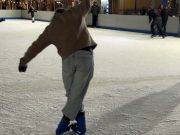 Aspettando il “Villaggio di Natale”, via alla pista su ghiaccio