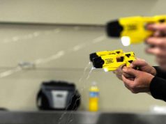 Taser, la Lega chiede chiarezza dopo le parole di Novelli a Èlive