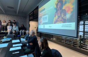 Torna “Belli dentro e fuori”: a Ok School trucco e parrucco solidali