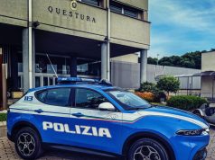 Rapinano 19enne alla fermata della metro, arrestati. Verranno espulsi