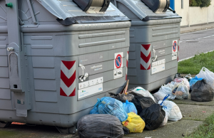 Abbandono dei rifiuti: 3mila euro di multa e fermo amministrativo