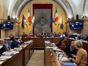 Loggia, l’ultimo Consiglio Comunale del 2025 in diretta su Elive