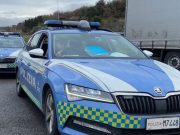 Carrozzeria usata come deposito di rifiuti: due denunce e sanzione