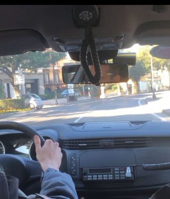 Controlli a tatuatori e piercer: lavoratori irregolari e un’attività sospesa