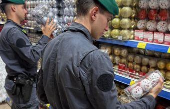 Giocattoli e addobbi fuori legge: maxi sequestro della GdF
