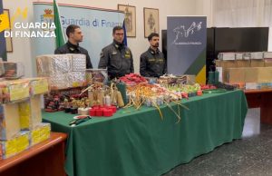 La GdF sequestra sequestra 2,8 tonnellate di botti illegali, un arresto