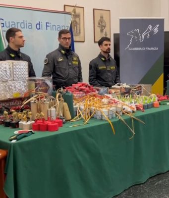 La GdF sequestra sequestra 2,8 tonnellate di botti illegali, un arresto