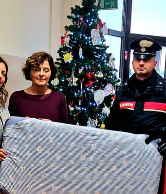 Furto all’asilo, spariti materassi e coperte: denunciati due minorenni