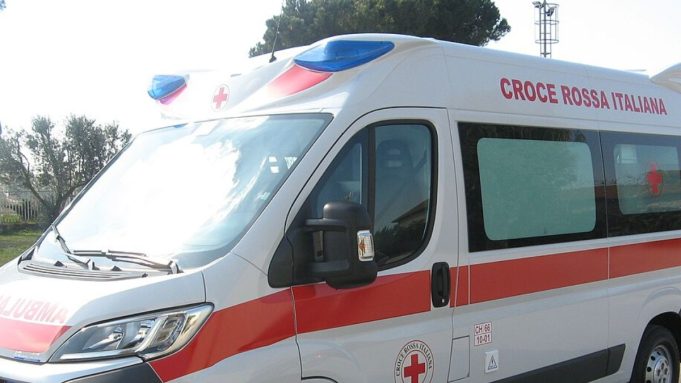 Ghedi, ciclista travolta da un camion morta donna di 62 anni