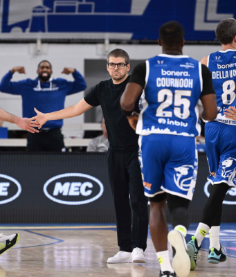 La Germani batte Varese: vetta solitaria e pass per le Final Eight