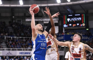 La Germani esalta il PalaLeonessa: Venezia battuta 104-93