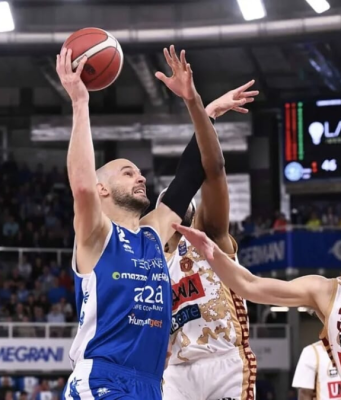 La Germani esalta il PalaLeonessa: Venezia battuta 104-93