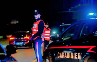 Non si ferma all’alt, inseguimento e schianto sulla Gardesana