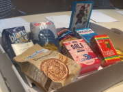 Pacchi dono di Natale per oltre 500 detenuti nelle carceri di Brescia