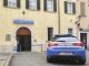 Fermato tenta la fuga ma finisce contro un palo, arrestato